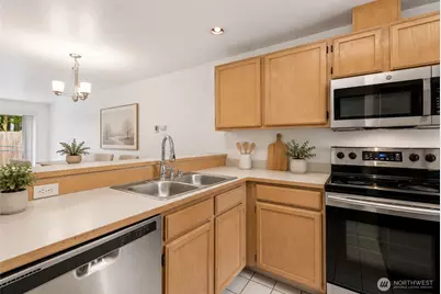 933 4th Avenue N #102, Kent, WA 98032 - Photo 10