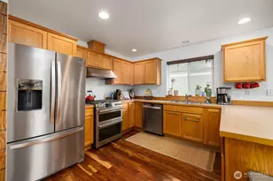 1036 Homestead Dr, Burlington, WA 98233 - Photo 8