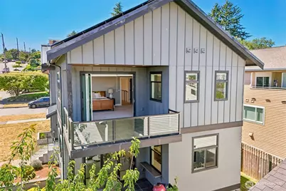 2460 W Lynn Street, Seattle, WA 98199 - Photo 34