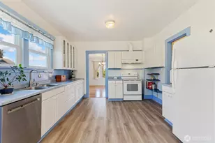 2013 SW Dakota St, Seattle, WA 98106 - Photo 12
