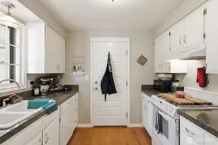 421 E Washington, Mount Vernon, WA 98274 - Photo 12