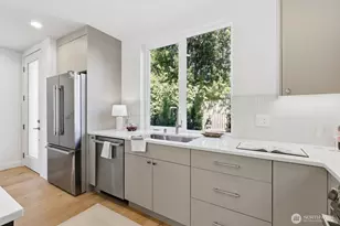2714 58th Ave SW, Seattle, WA 98116 - Photo 14