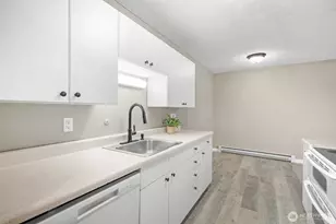 10459 Des Moines Memorial Dr S, Seattle, WA 98168 - Photo 4