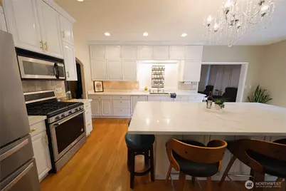 18709 68th Street E, Bonney Lake, WA 98391 - Photo 10