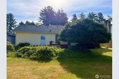 457 Dolphin Avenue NE, Ocean Shores, WA 98569 - Photo 20