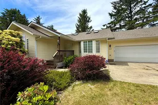 457 Dolphin Ave NE, Ocean Shores, WA 98569 - Photo 26