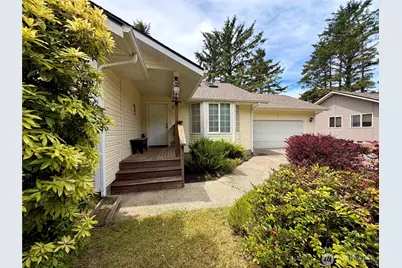 457 Dolphin Avenue NE, Ocean Shores, WA 98569 - Photo 2