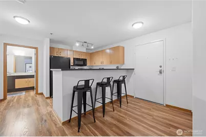 4020 Aurora Avenue N #304, Seattle, WA 98103 - Photo 4