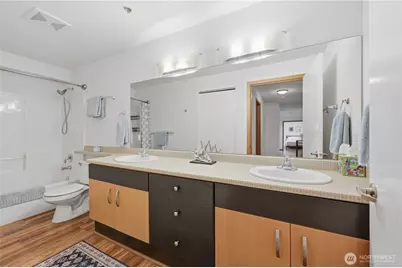 4020 Aurora Avenue N #304, Seattle, WA 98103 - Photo 18