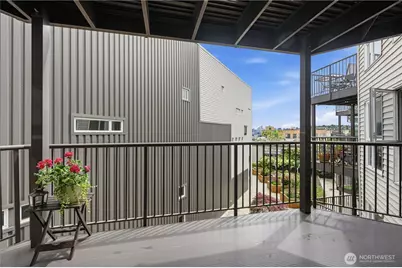 4020 Aurora Avenue N #304, Seattle, WA 98103 - Photo 22