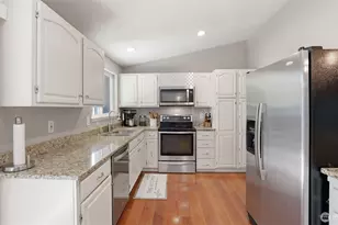 17333 160th Ave SE, Renton, WA 98058 - Photo 14