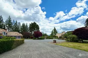 22623 SE 47th Ct, Sammamish, WA 98075 - Photo 2