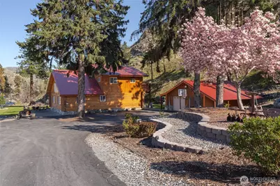 540 Highway 153, Pateros, WA 98846 - Photo 1