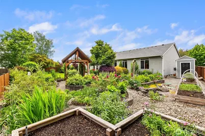 21808 114th Street E, Bonney Lake, WA 98391 - Photo 34