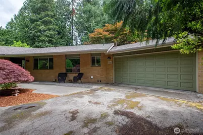 4642 Claridge Drive SE, Olympia, WA 98501 - Photo 2