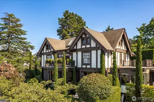 1215 E Lynn St, Seattle, WA 98012 - Photo 2