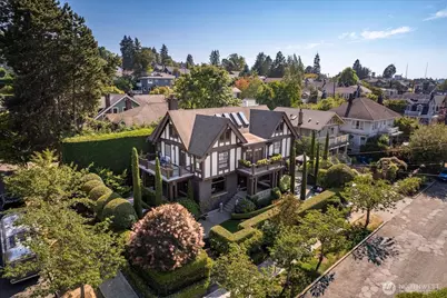 1215 E Lynn Street, Seattle, WA 98012 - Photo 38