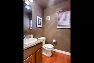 3806 Interlake Ave N, Seattle, WA 98103 - Photo 8