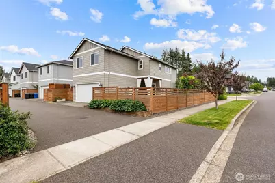 19003 133rd Street Ct E, Bonney Lake, WA 98391 - Photo 34