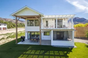33 Hard Cider Dr, Oroville, WA 98844 - Photo 2