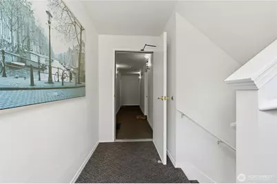 13310 Greenwood Avenue N, Seattle, WA 98133 - Photo 20