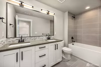 15002 75th Avenue NE, Kenmore, WA 98028 - Photo 18