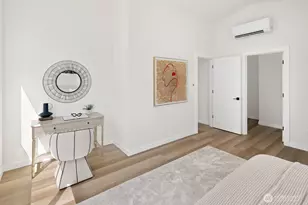 334 NE 90th St, Seattle, WA 98115 - Photo 22
