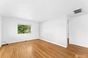 148 S C St, Buckley, WA 98321 - Photo 4