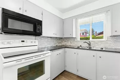 148 S C Street, Buckley, WA 98321 - Photo 8