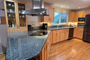 19130 SE 47th Pl, Issaquah, WA 98027 - Photo 6
