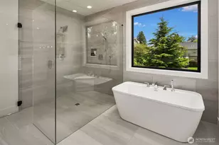 8016 Fairway Dr NE, Seattle, WA 98115 - Photo 22