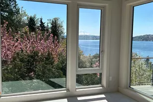 8243 W Mercer Way, Mercer Island, WA 98040 - Photo 18