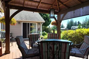 12270 Maple Crest Dr, Burlington, WA 98233 - Photo 4