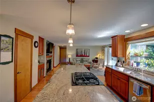 12270 Maple Crest Dr, Burlington, WA 98233 - Photo 12