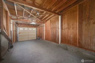3216 24th Ave W, Seattle, WA 98199 - Photo 22