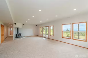 201 Karvellis Ln, Port Angeles, WA 98363 - Photo 30