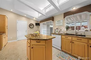 24105 221st Ln SE, Maple Valley, WA 98038 - Photo 10