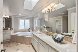 1610 8th St W, Kirkland, WA 98033 - Photo 16