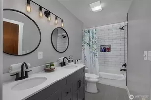 381 E Soundview Dr, Shelton, WA 98584 - Photo 20