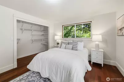 8883 NE Wardwell Road, Bainbridge Island, WA 98110 - Photo 20