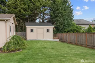 18612 72nd Ave NE, Kenmore, WA 98028 - Photo 36