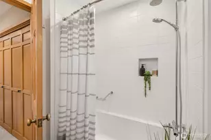 8151 NE Hidden Cove Rd, Bainbridge Island, WA 98110 - Photo 26