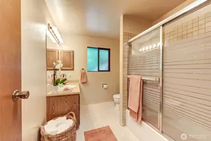 12826 NE 184th Ct, Bothell, WA 98011 - Photo 12