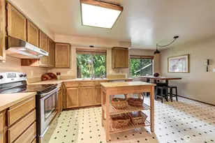 12826 NE 184th Ct, Bothell, WA 98011 - Photo 6