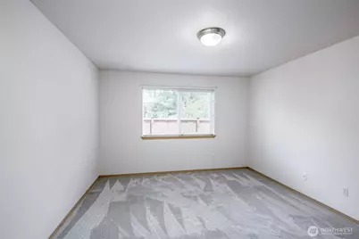 11809 5th Avenue Ct E, Tacoma, WA 98445 - Photo 16