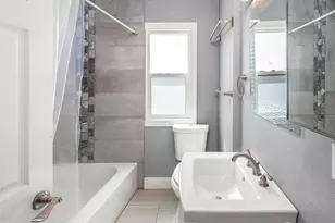 1480 NW 80th St, Seattle, WA 98117 - Photo 10