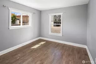 1480 NW 80th St, Seattle, WA 98117 - Photo 8