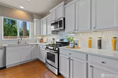 14225 3rd Avenue W, Everett, WA 98208 - Photo 12