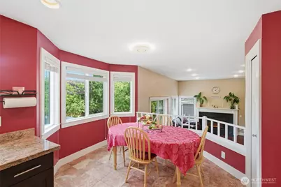 10927 NE 157th Street, Bothell, WA 98011 - Photo 12