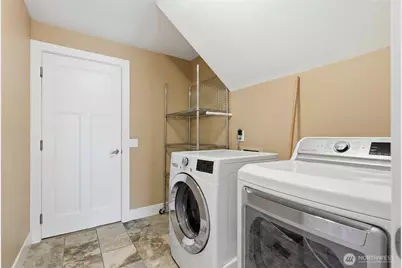 10927 NE 157th Street, Bothell, WA 98011 - Photo 30